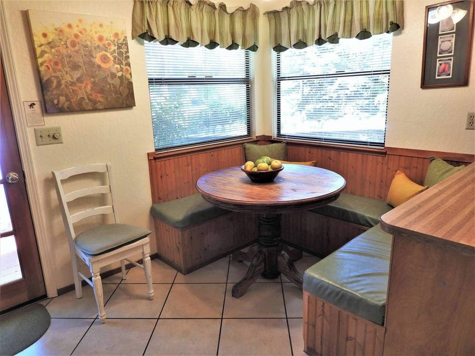 573f9bd7-822b-4c91-ad4e-2efba7c63e79