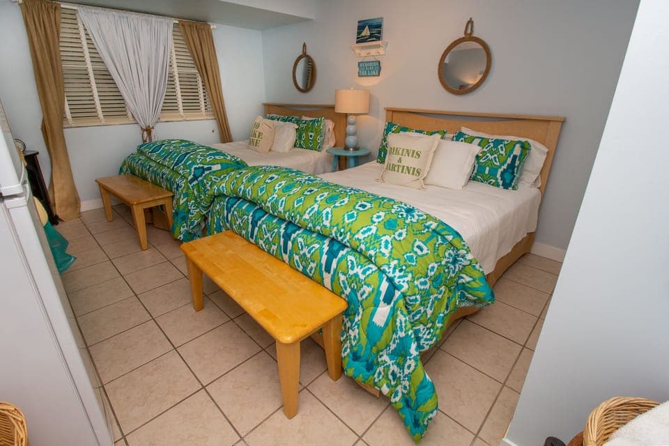 Basement | Bedroom 5 | Two Queen