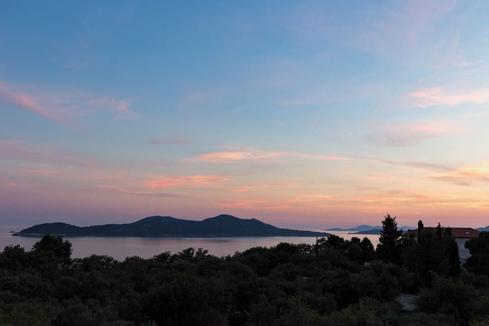 Apartment (2 bed apt,balcony,sea view) | View from property