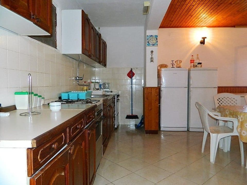 House | Private kitchen | Fridge, oven, stovetop, espresso maker