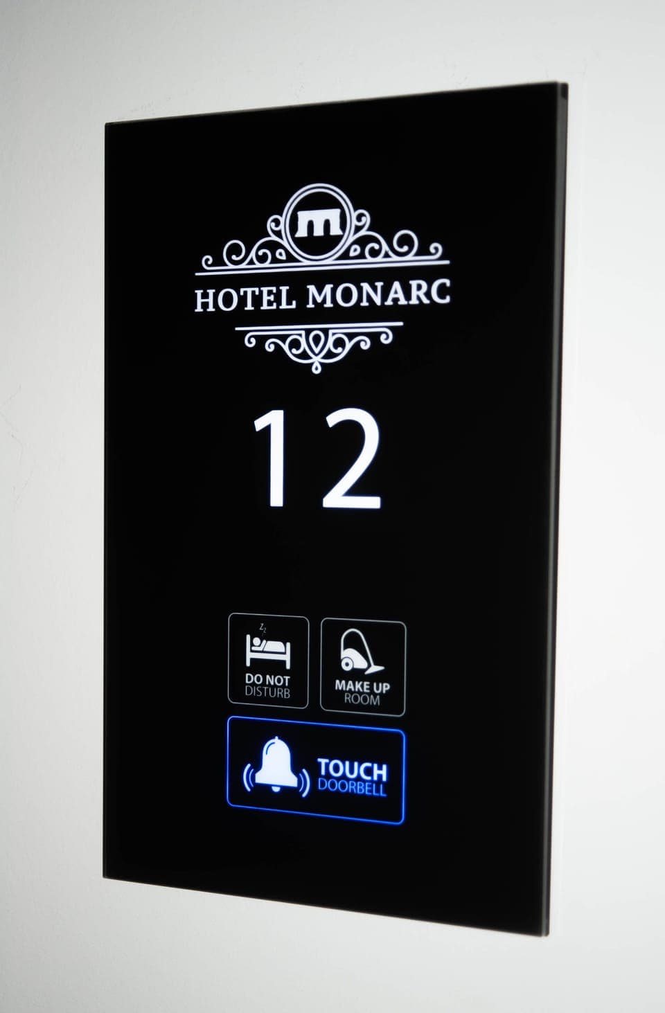 Premium bedding, minibar, desk, soundproofing