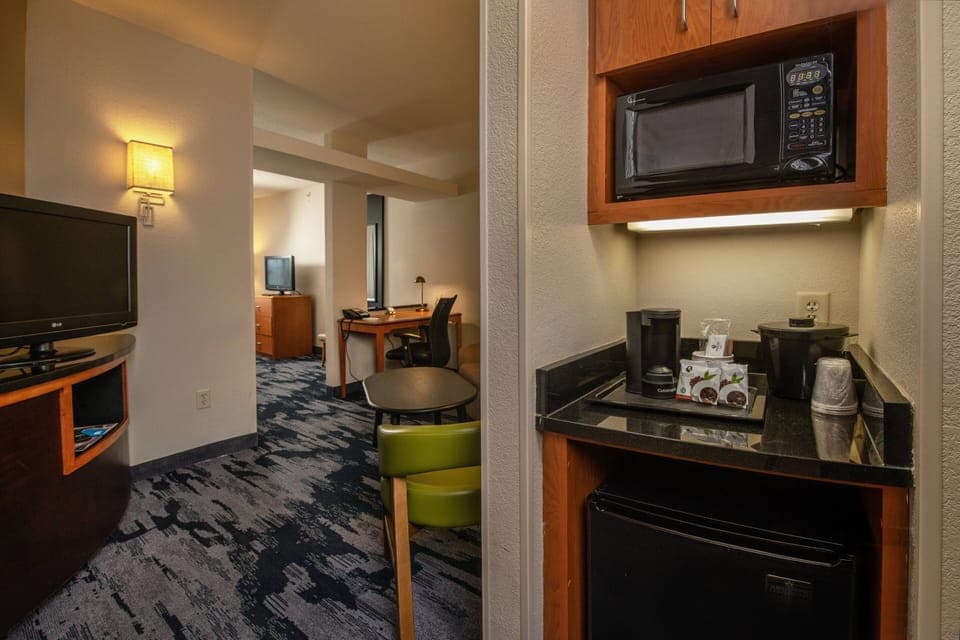Studio, Multiple Beds | Desk, blackout drapes, iron/ironing board, free WiFi