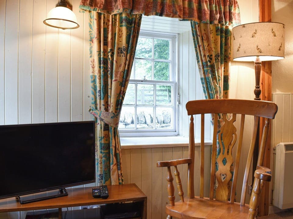 Living room | Burnmouth, Glenprosen, By Kirriemuir