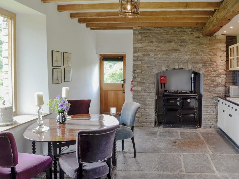 Charcterful kitchen/ dining room | The Old Cider Mill, Erwood, near Brecon