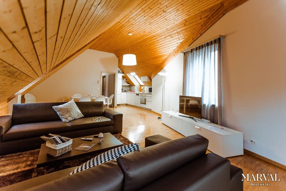 Superior Apartment (Samuel de Marval) | Living room | LCD TV, heated floors