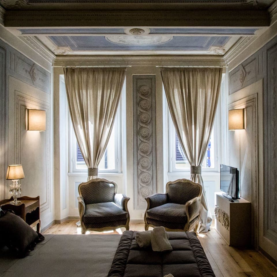 Deluxe Room | 1 bedroom, premium bedding, down comforters, in-room safe