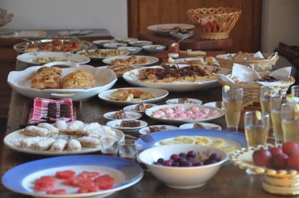 Daily buffet breakfast (EUR 8 per person)
