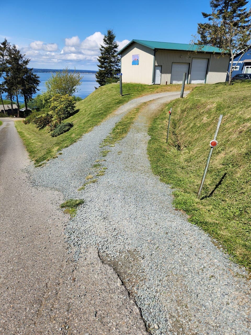 Driveway off Cardinal Way