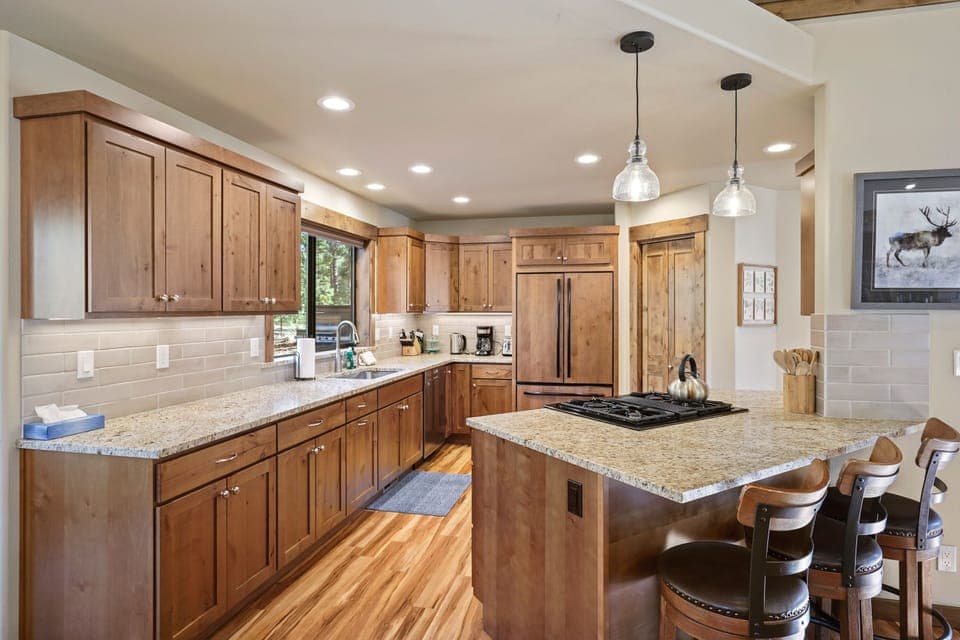 Private kitchen | Fridge, oven, coffee/tea maker, toaster