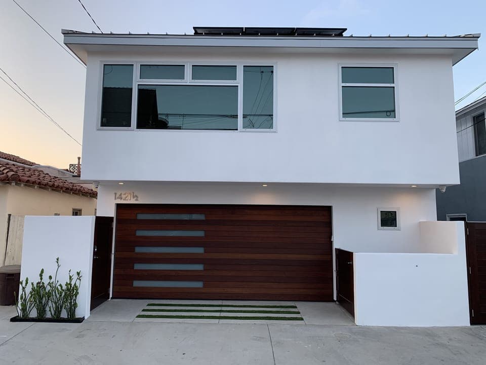 Large Windows bring great light to Guest House
