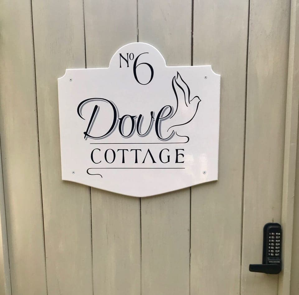 Rear access to the cottage
