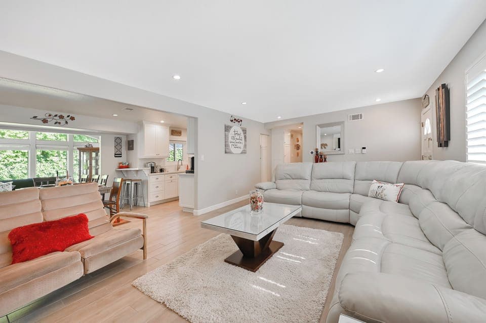 Additional reliners pull back loveseat in livingroom