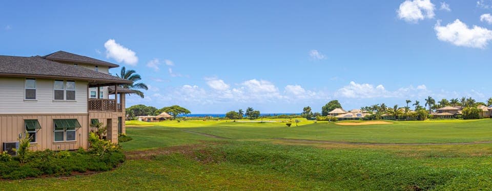 Pili Mai 7F Ocean Horizon View from Backyard