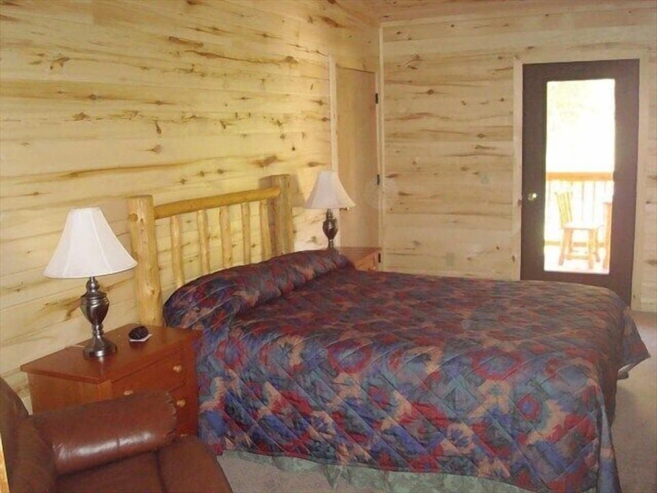 Upstairs Bedroom #2