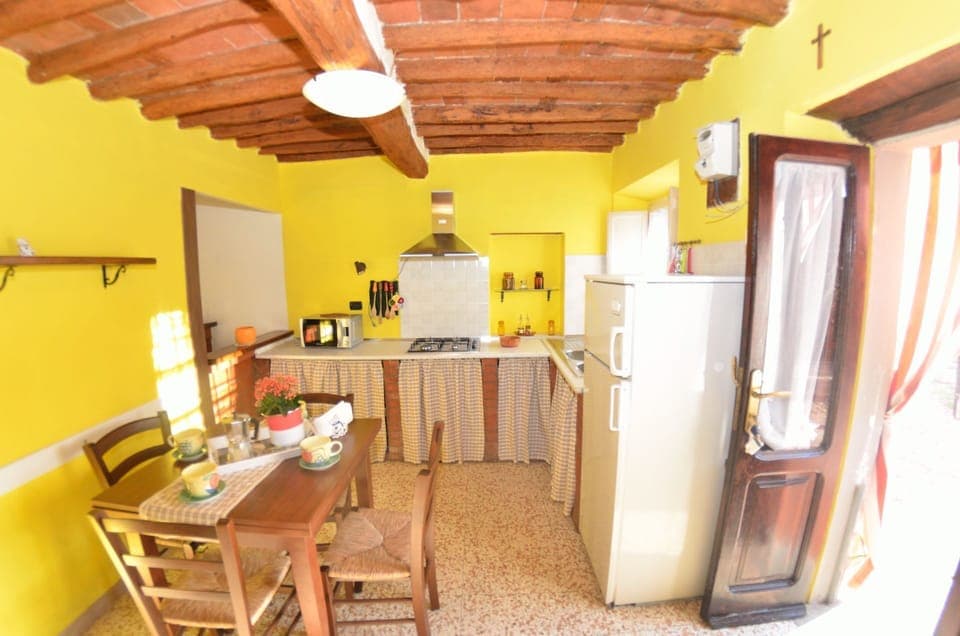 Dining Room, Kitchen