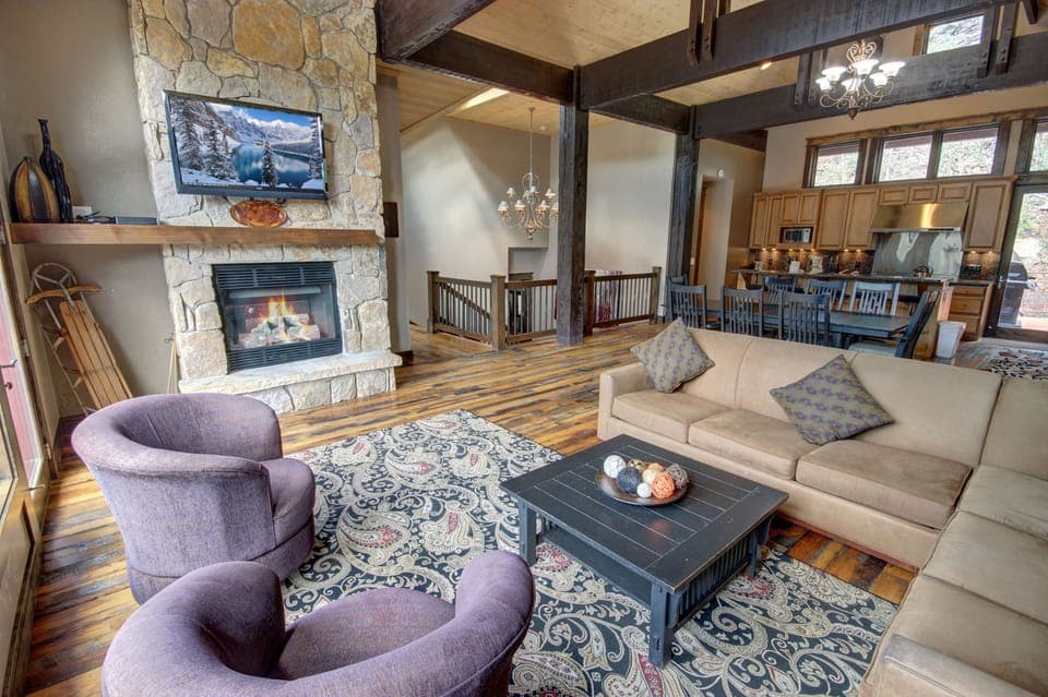 Modern interior features