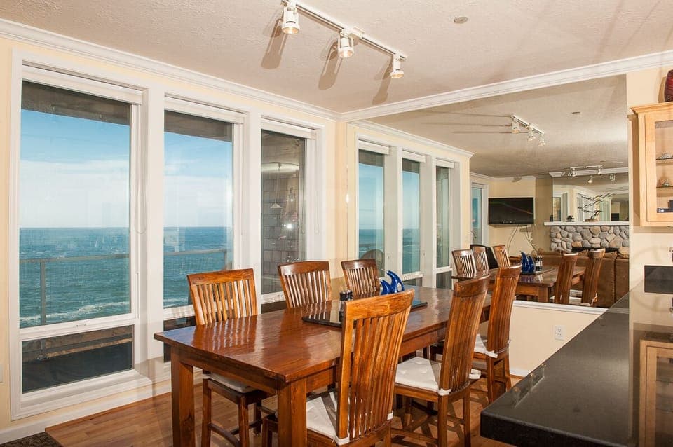 Beautiful Oceanfront Views