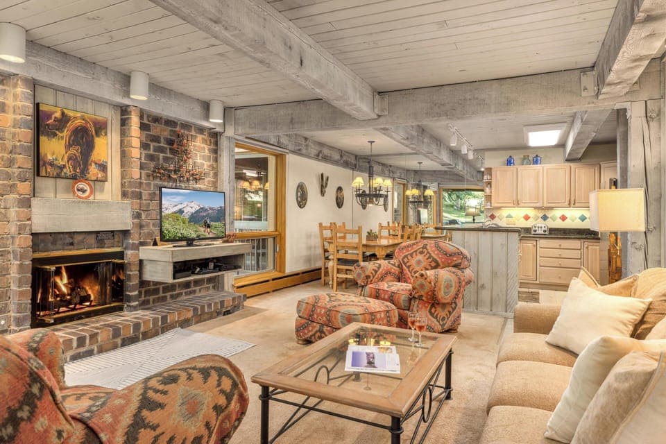 Spacious Living Area