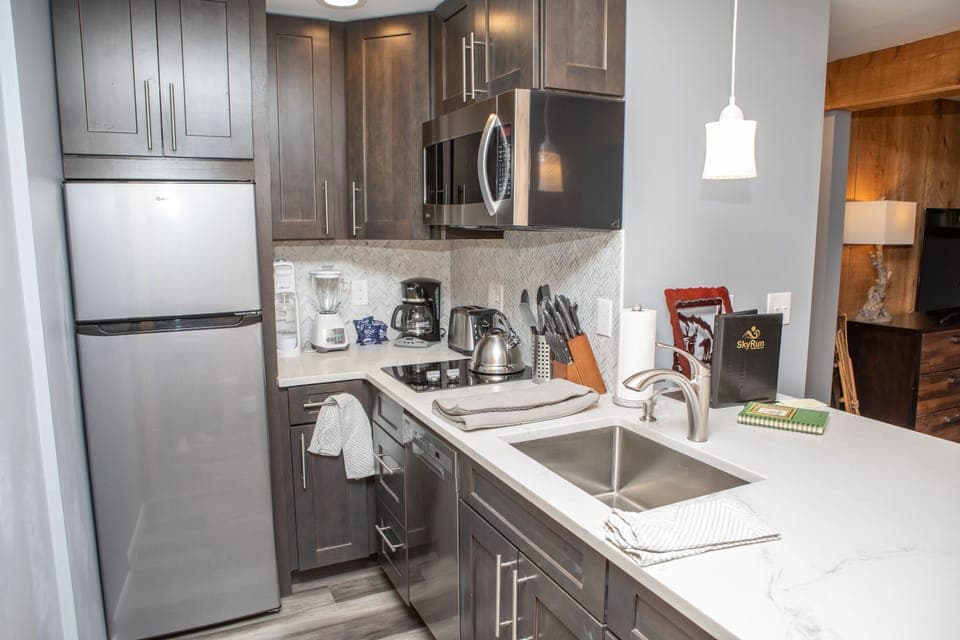 Townhome, 1 Bedroom | Private kitchen | Fridge, microwave, coffee/tea maker, toaster