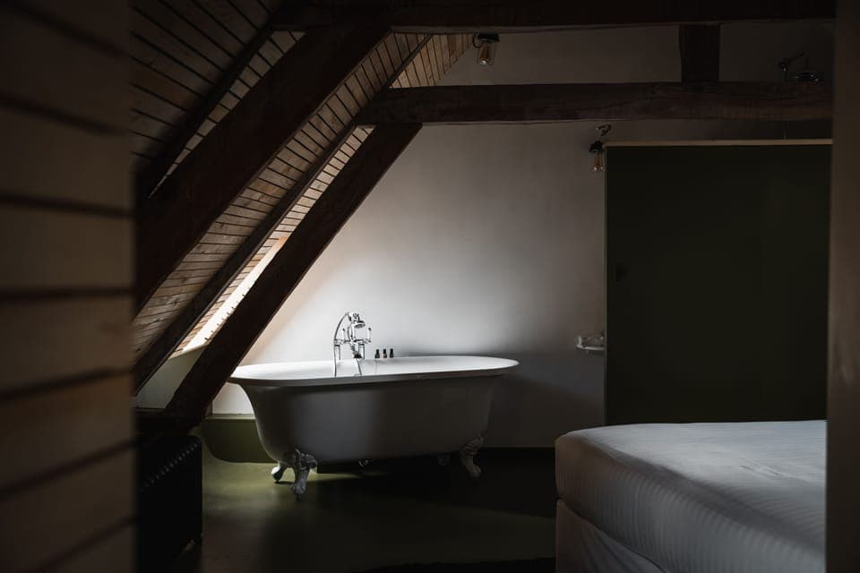 Double Room (Sous Toit) | Premium bedding, individually decorated, individually furnished