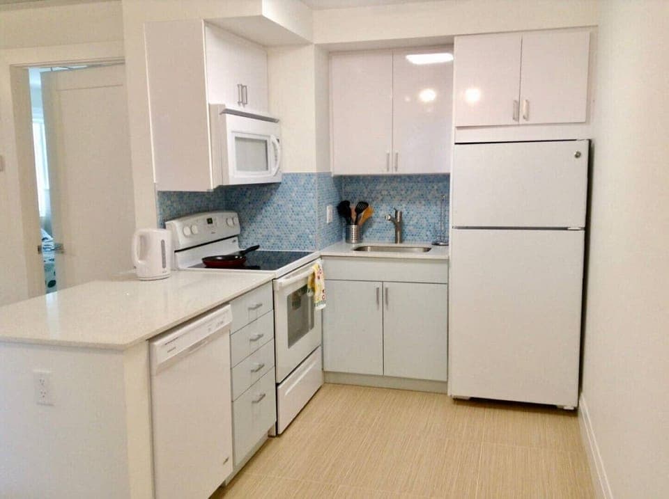 Kitchen with Fridg. dishwasher, stove, oven, micro, coffee maker