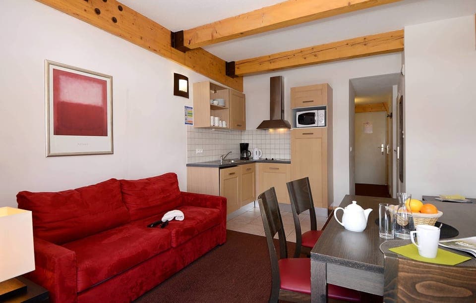 Stay in our cozy and central apartment in Plagne Centre!