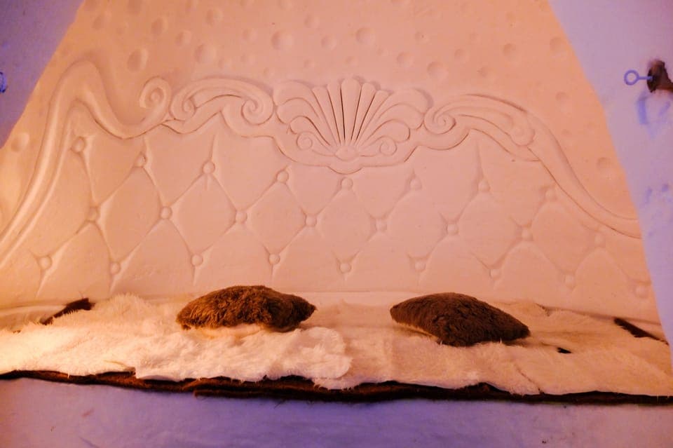 Room, 1 King Bed | Bed sheets