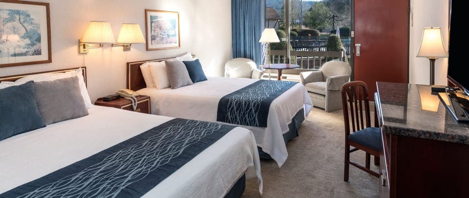 Two Queen, Upstairs, Non Smoking | Individually decorated, individually furnished, laptop workspace