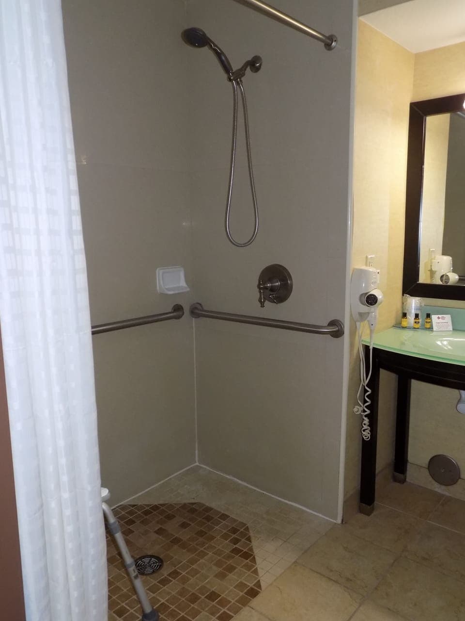 Standard Room, 2 Queen Beds, Accessible, Non Smoking | Bathroom | Combined shower/tub, free toiletries, hair dryer, towels