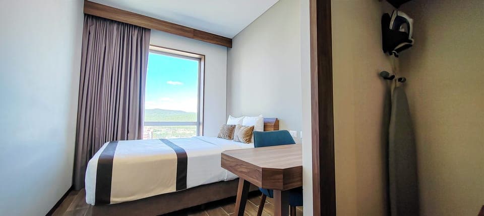 Presidential Suite, Multiple Beds, Non Smoking | In-room safe, desk, laptop workspace, blackout drapes