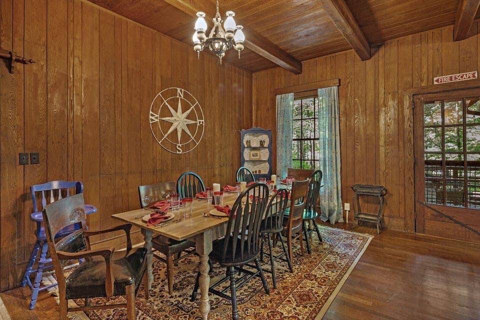 Large dining room table SEATS 10