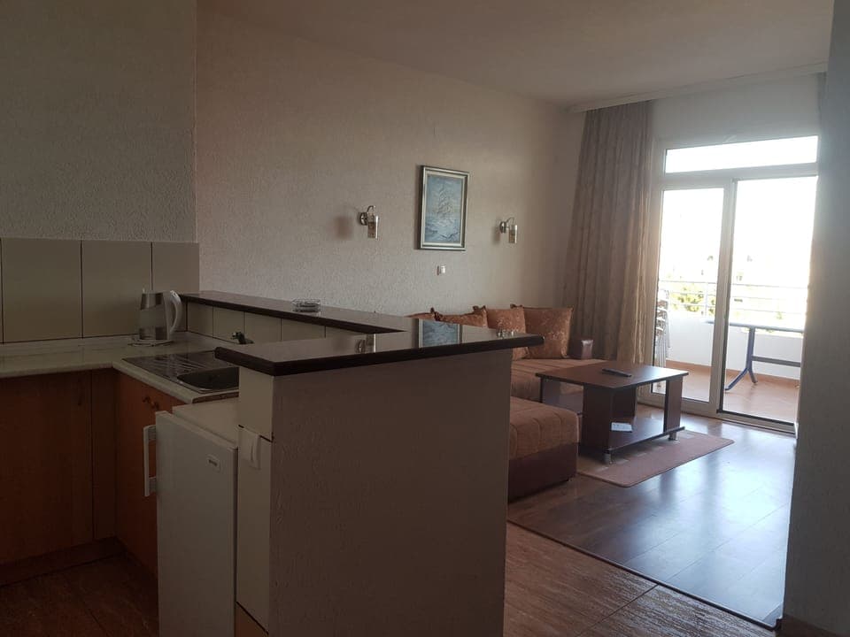 Apartment, 1 Bedroom, Balcony, Sea View | Private kitchen | Fridge