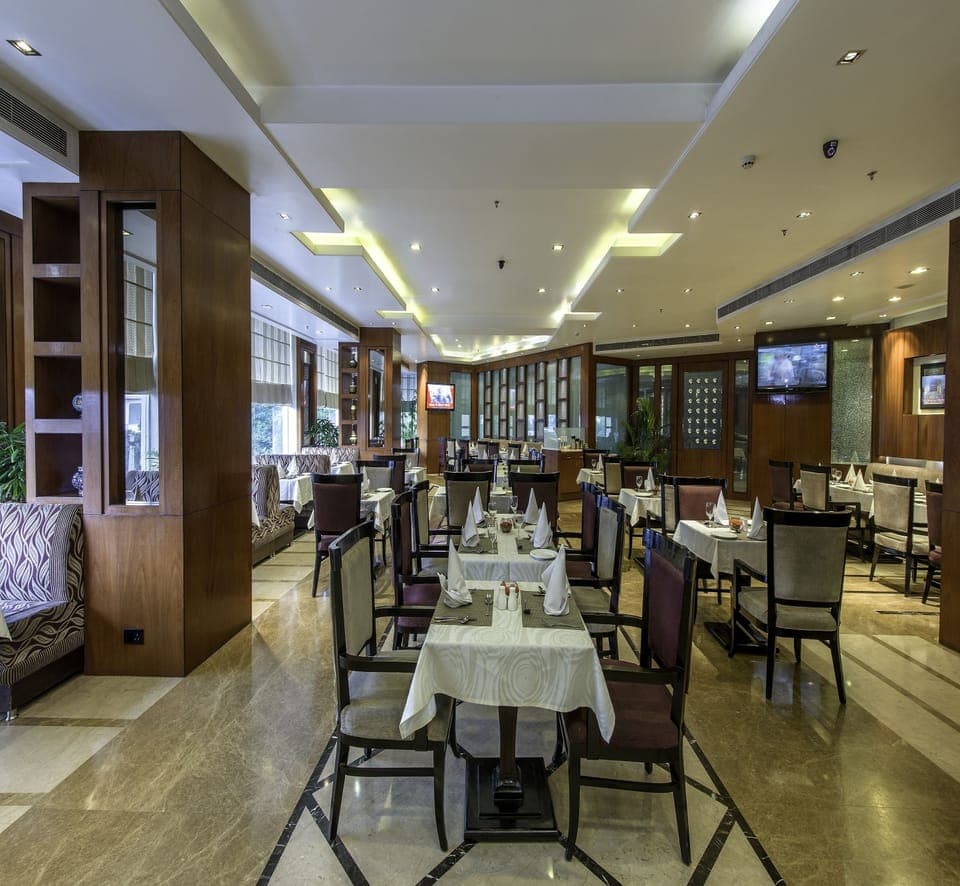 Daily buffet breakfast (INR 500 per person)