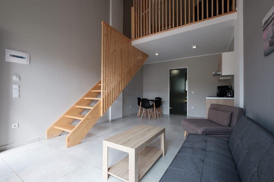 Suite (2 floors) | Soundproofing, free WiFi, bed sheets, wheelchair access