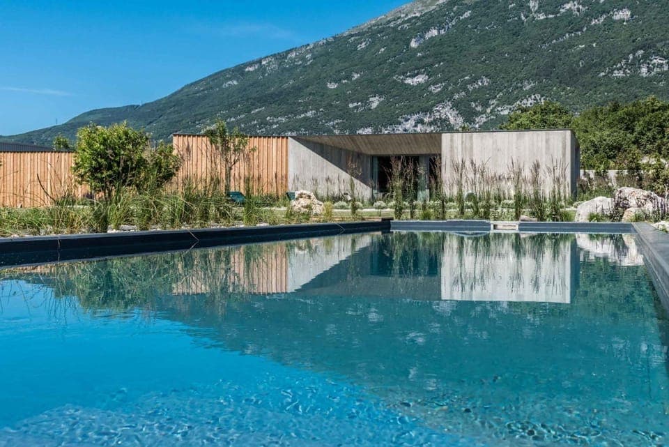 Seasonal outdoor pool, open 8:00 AM to 7:00 PM, sun loungers