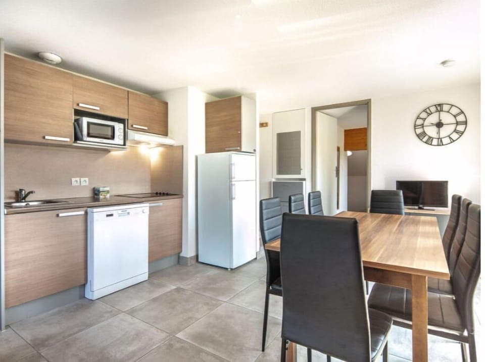 Make a tasty meal in your own kitchen!