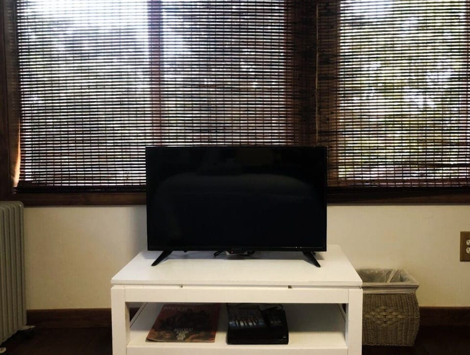 Tv provided in all rooms