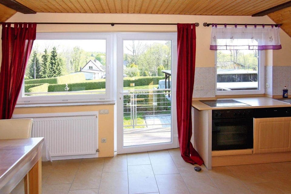 Entrance / Reception