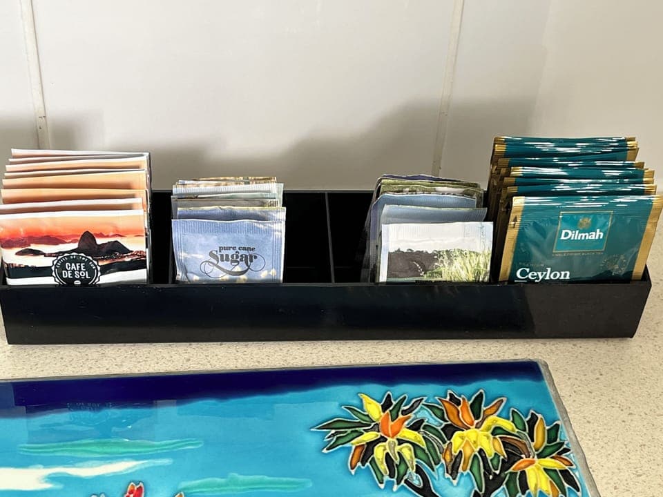 Fridge, microwave, stovetop, electric kettle