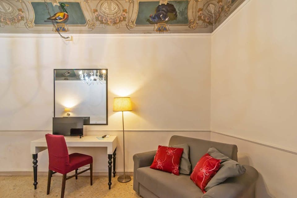 Superior Triple Room, 1 Queen Bed | Iron/ironing board, free WiFi, bed sheets