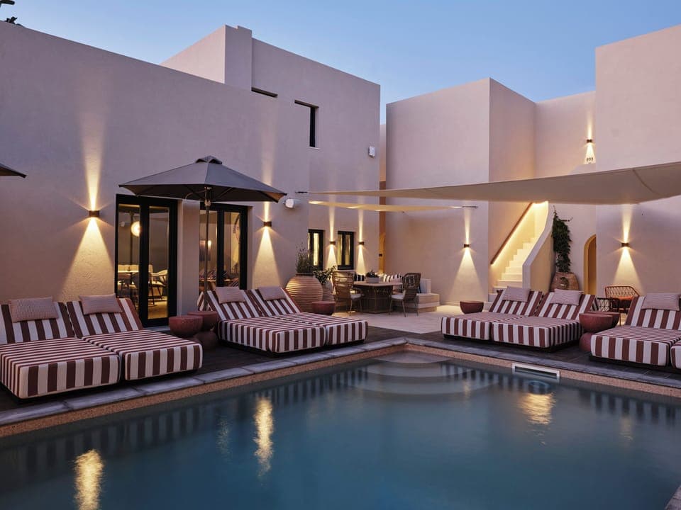 Outdoor pool, open 10 AM to 7 PM, sun loungers