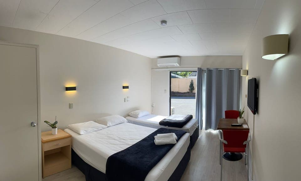 Studio | Iron/ironing board, WiFi, bed sheets