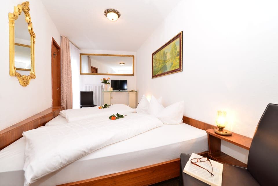 Economy Apartment, Balcony | 1 bedroom, in-room safe, individually decorated, individually furnished