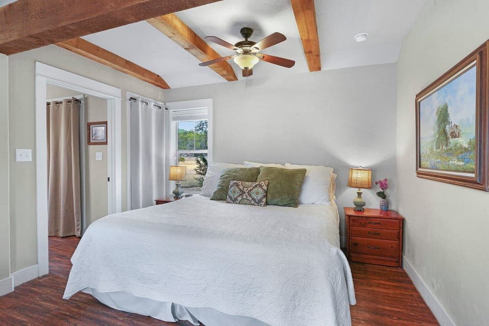 Alternate view of the room