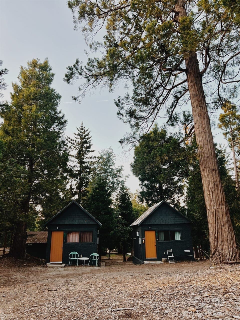 Cabin 3 is left of cabin 4