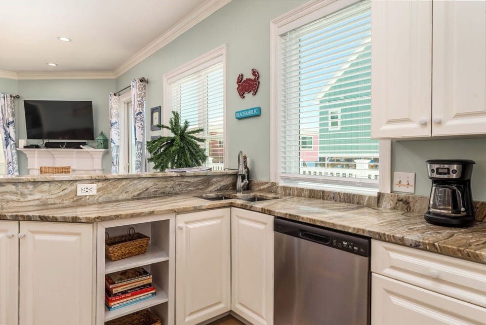 48 Kitchen 2