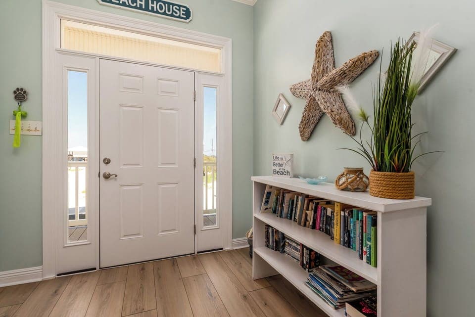 48 Entry Hall