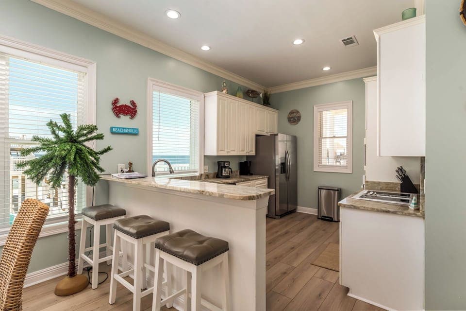 48 Kitchen 5
