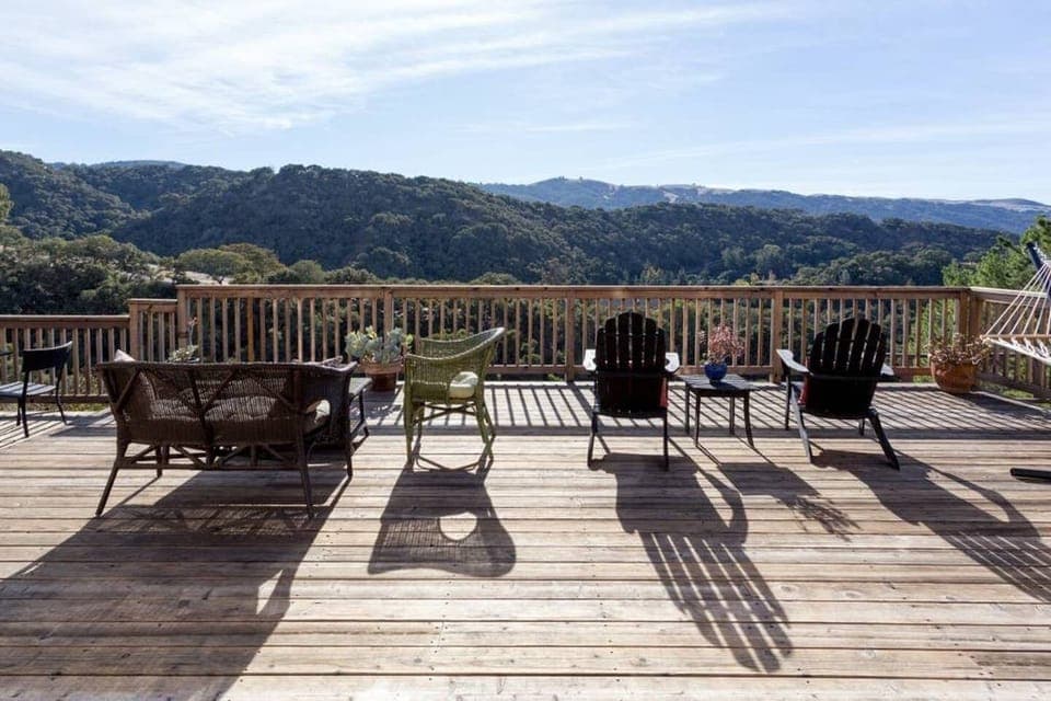 Private lower deck belonging to this suite. 