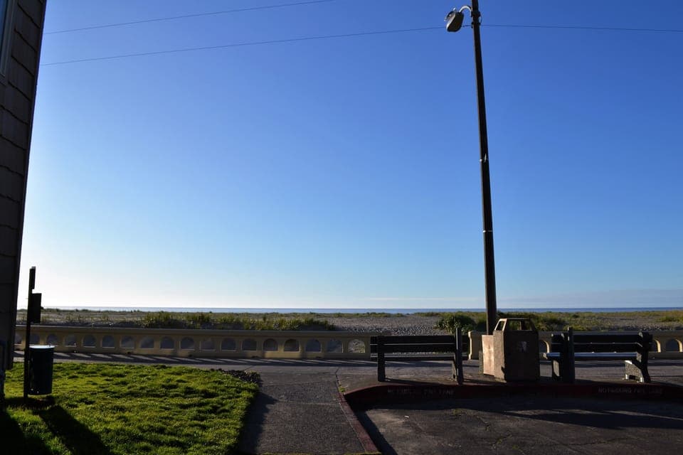 End of 4th at Prom/Beach